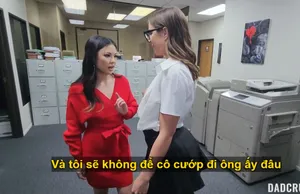 Em thư ký bị quản lý chuốc thuốc mê nện rồi tống tình trong suốt chuyến công tác