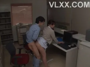 Trừng trị bà chủ hãm lồn